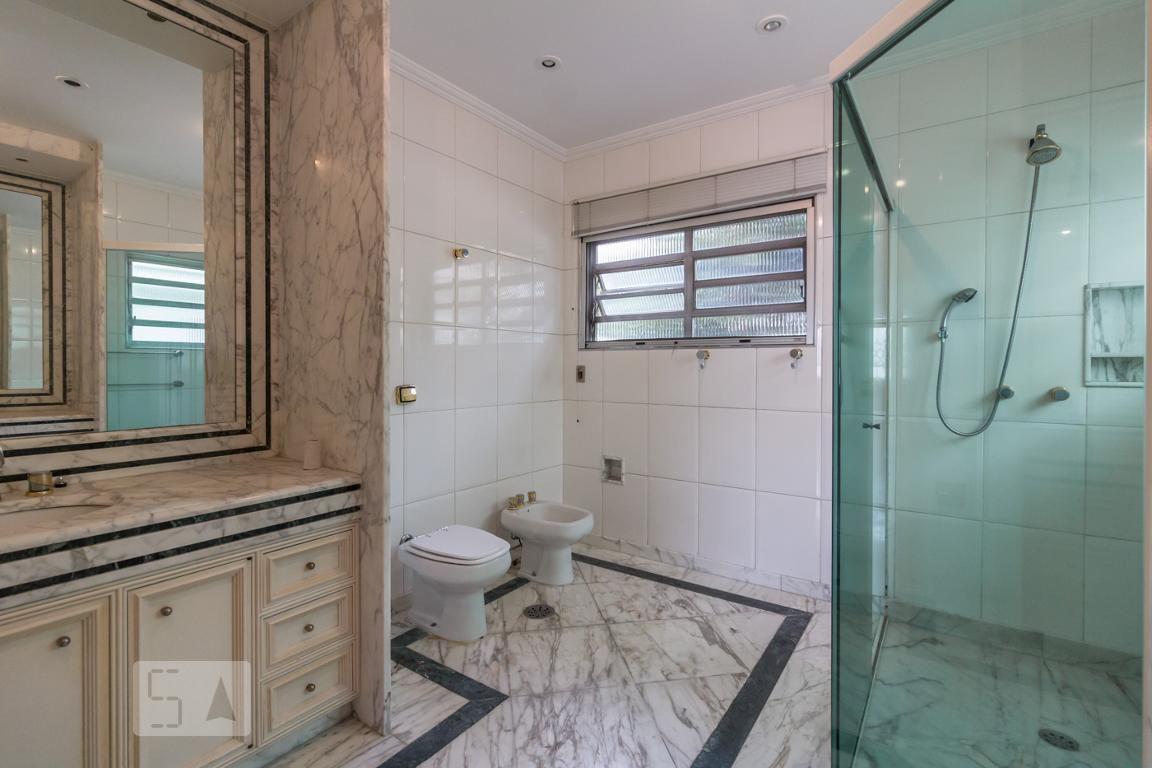 Casa à Venda – Higienópolis, 4 Quartos, 478 m² – São Paulo