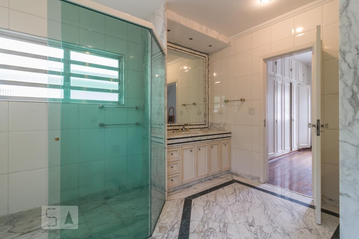 Casa à Venda – Higienópolis, 4 Quartos, 478 m² – São Paulo