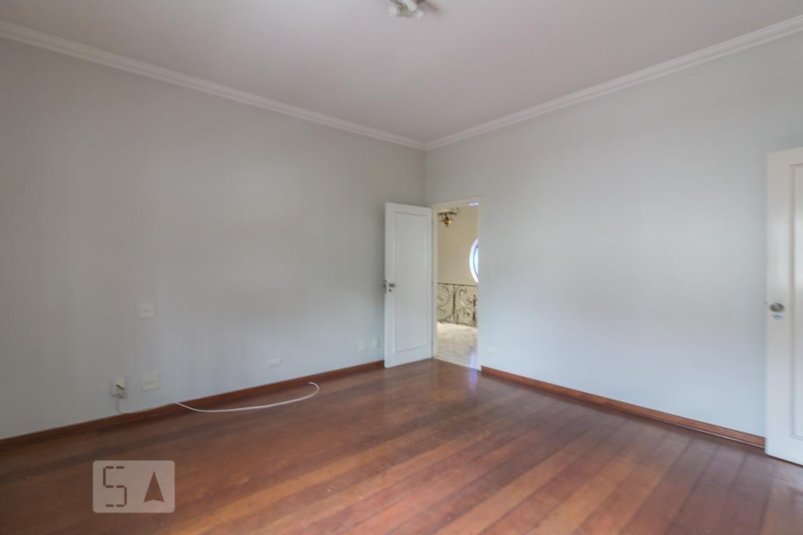 Casa à Venda – Higienópolis, 4 Quartos, 478 m² – São Paulo