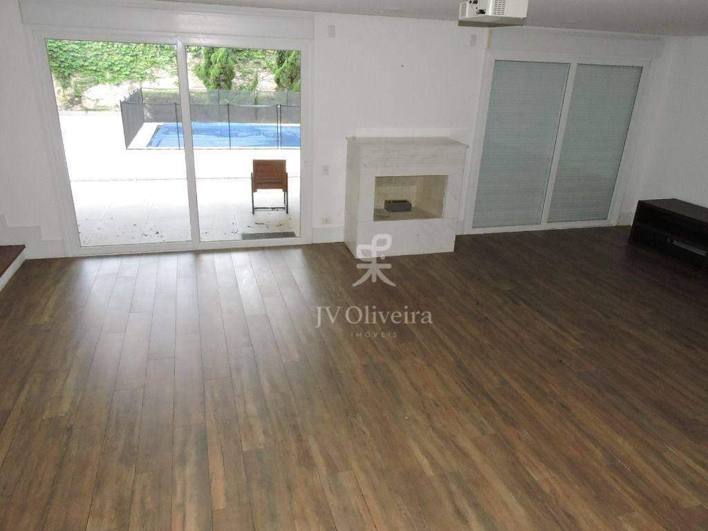 Casa com 5 dormitórios à venda, 600 m²