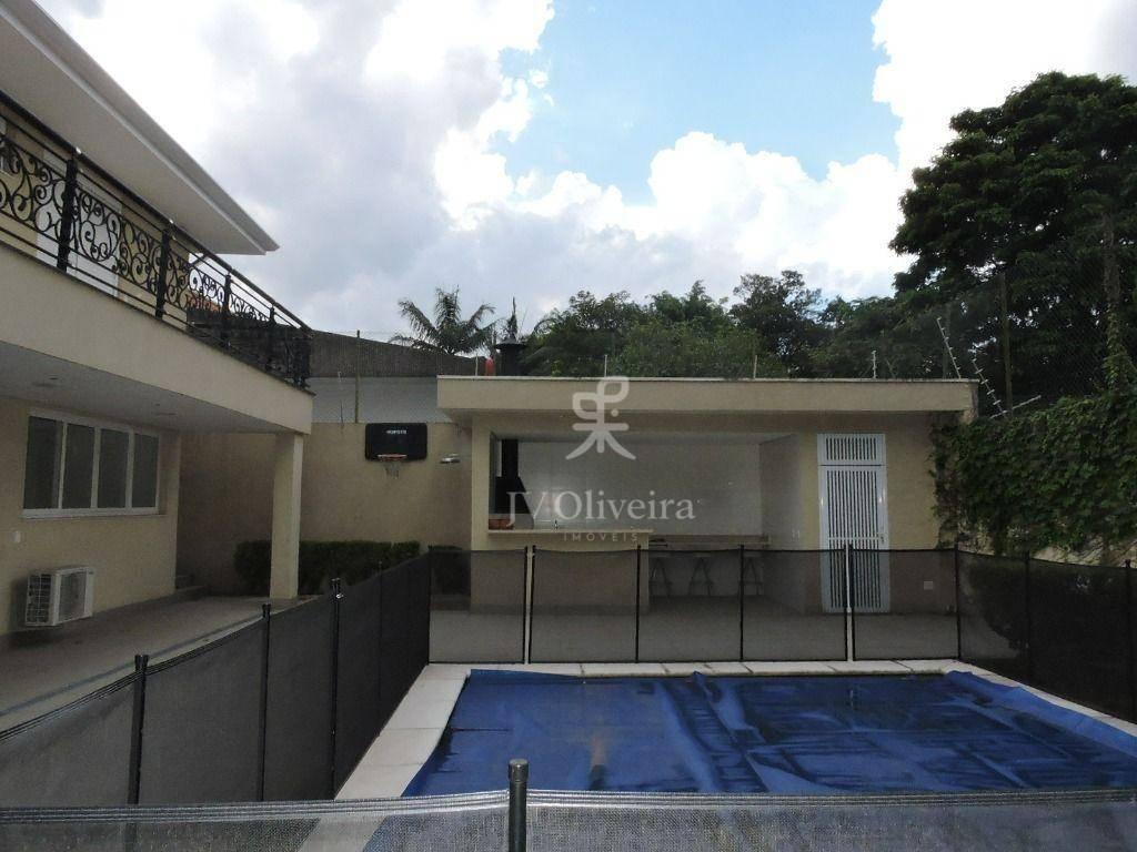 Casa com 5 dormitórios à venda, 600 m²
