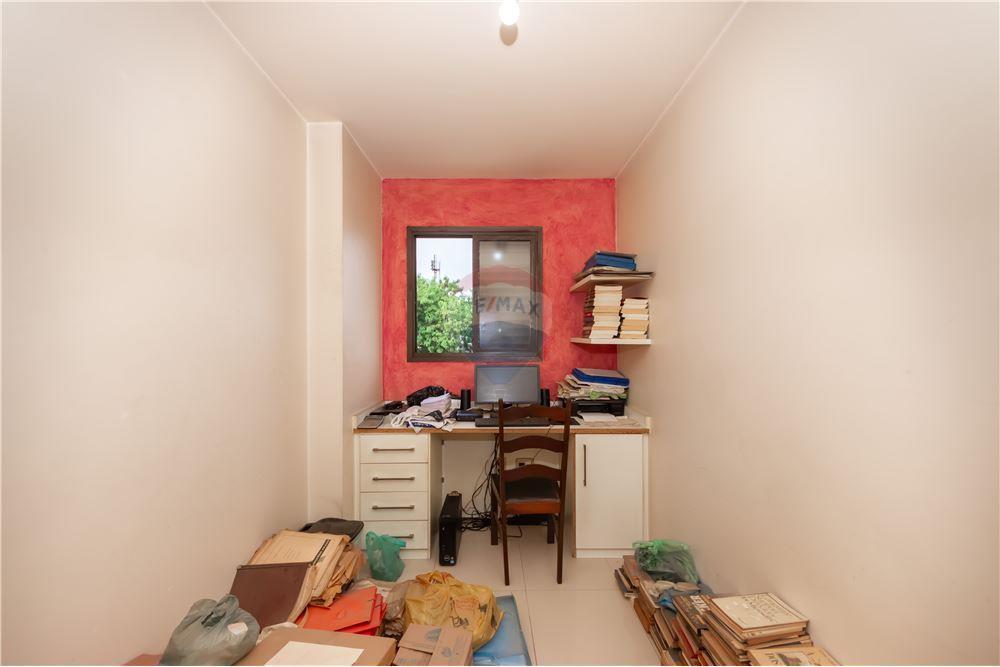 Apartamento 3 quartos, sendo 1 suíte, sala cozinha, banheiro social e 1 banheiro da suíte duas vagas