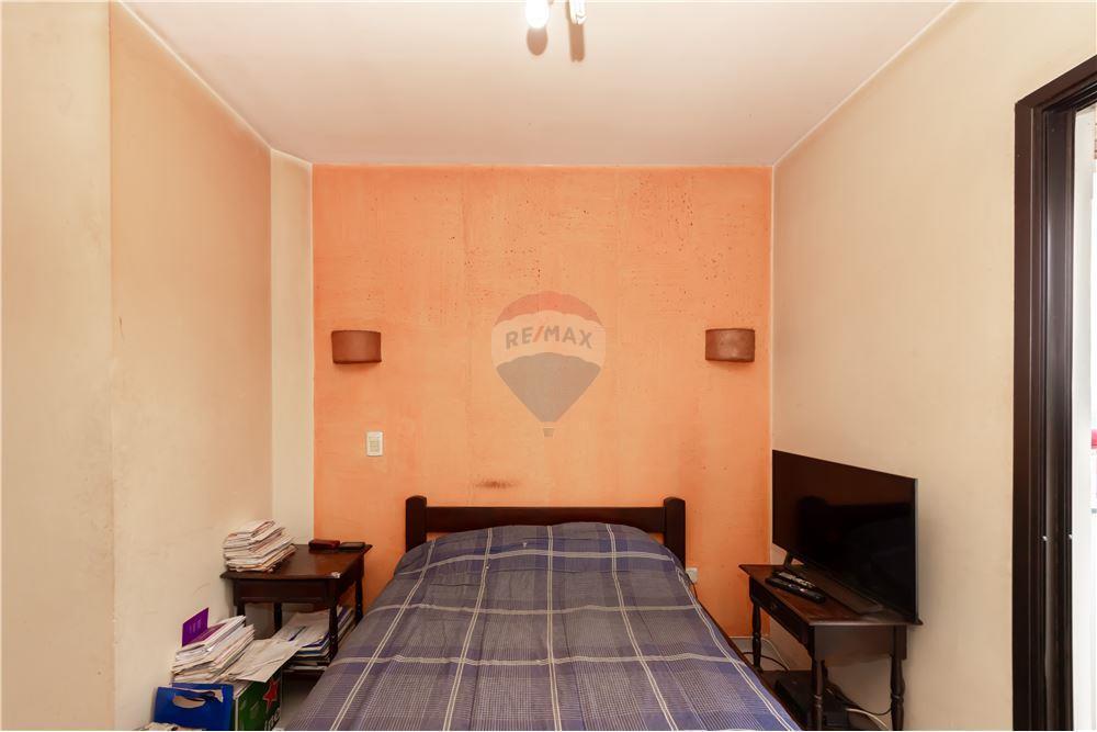 Apartamento 3 quartos, sendo 1 suíte, sala cozinha, banheiro social e 1 banheiro da suíte duas vagas