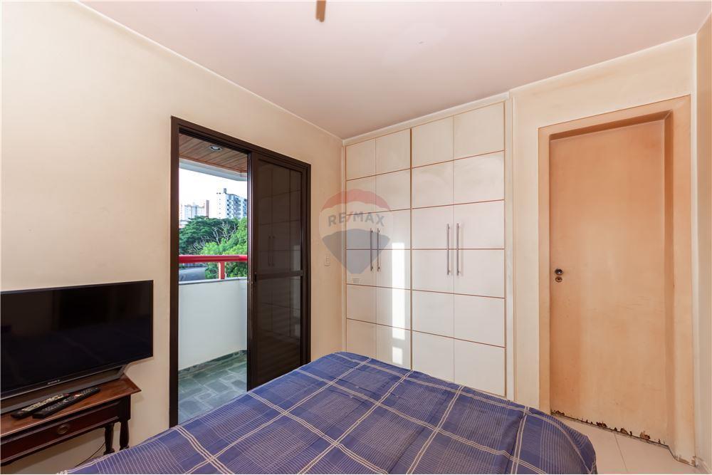 Apartamento 3 quartos, sendo 1 suíte, sala cozinha, banheiro social e 1 banheiro da suíte duas vagas