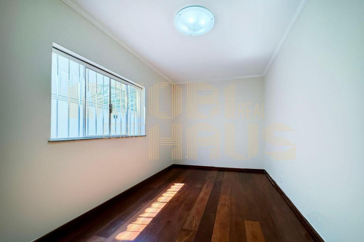 Casa para venda e locação no bairro Jardim Paulista | 4 quartos/ 3 suítes