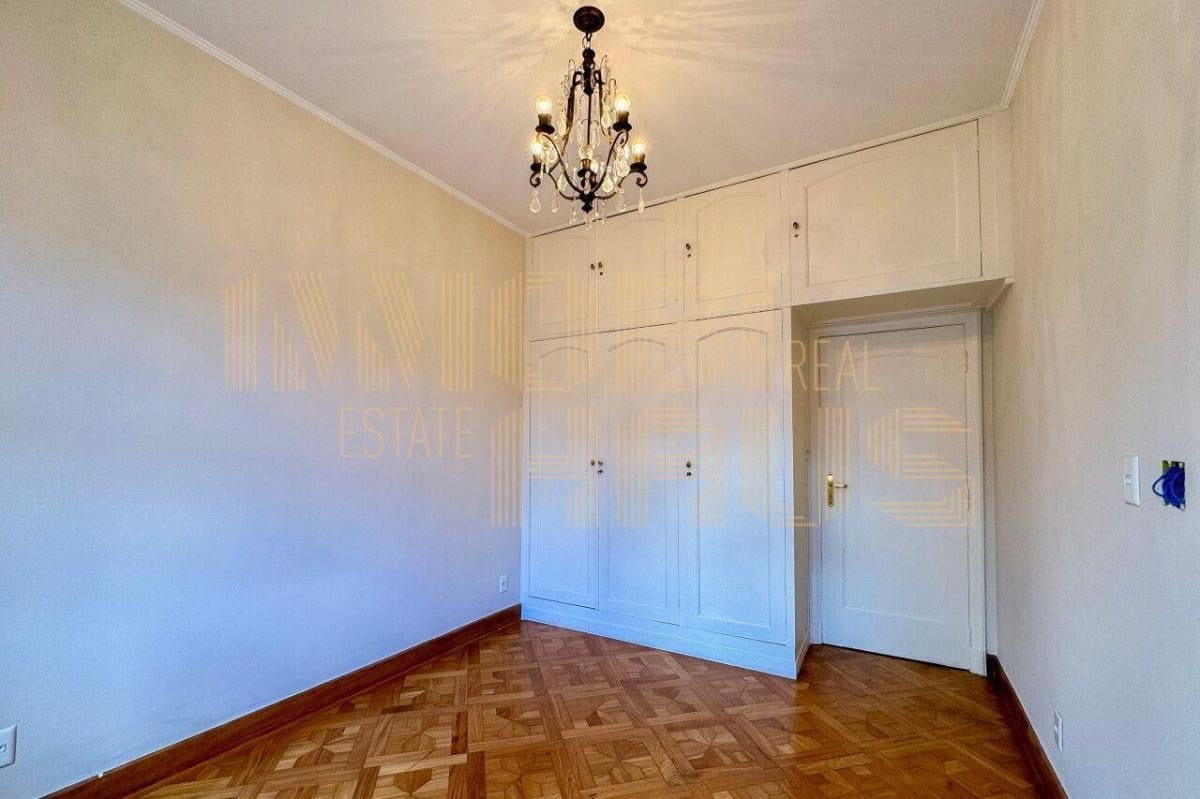Casa para venda e locação no bairro Jardim Paulista | 4 quartos/ 3 suítes