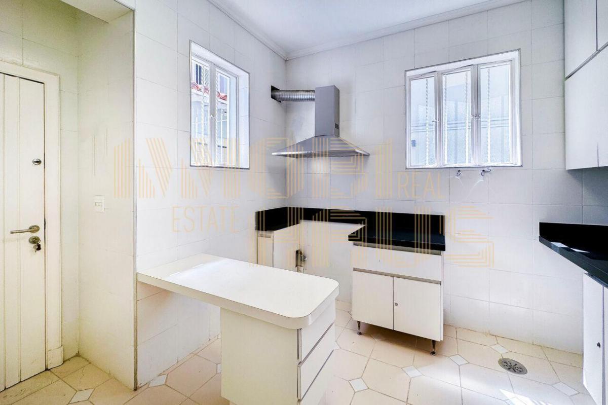 Casa para venda e locação no bairro Jardim Paulista | 4 quartos/ 3 suítes