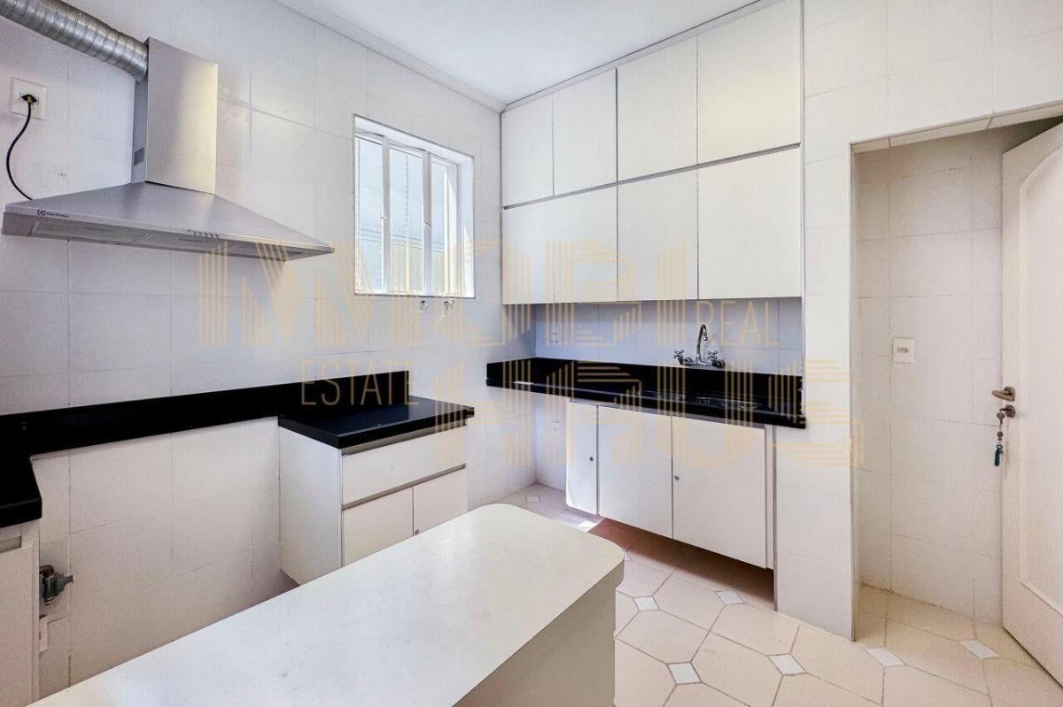 Casa para venda e locação no bairro Jardim Paulista | 4 quartos/ 3 suítes