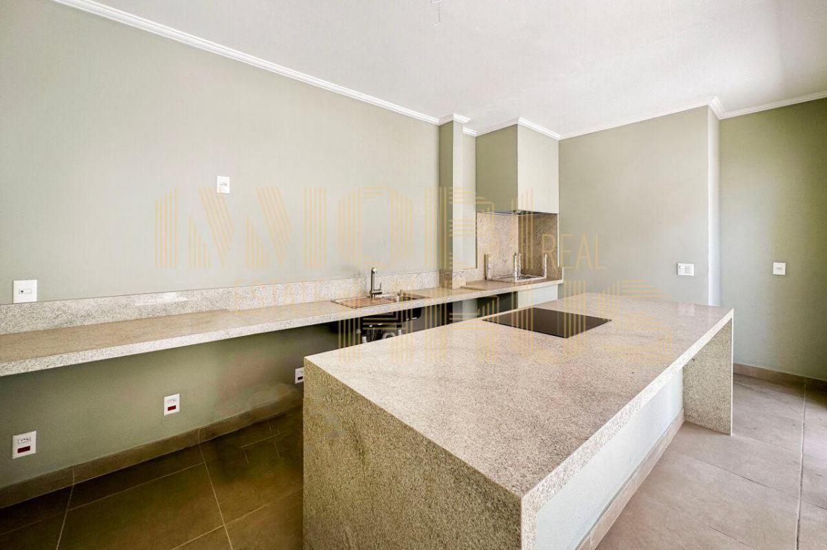 Casa para venda e locação no bairro Jardim Paulista | 4 quartos/ 3 suítes