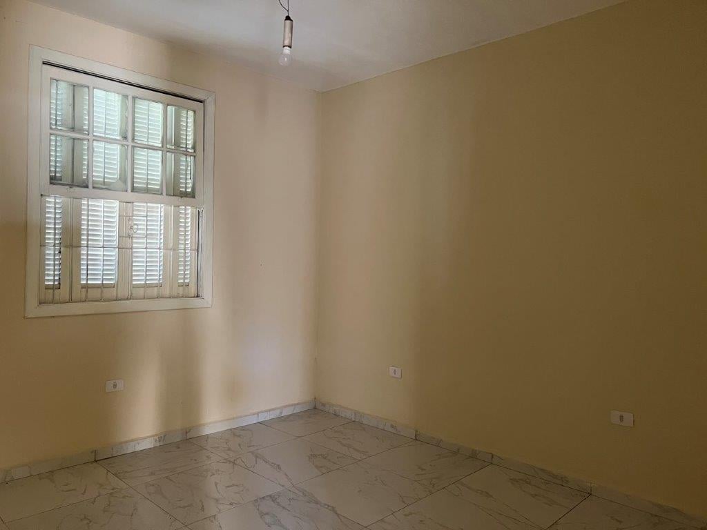 PARA LOCAÇÃO CASA COM EDÍCULA E AMPLO QUINTAL