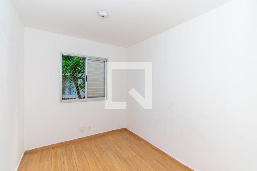 Casa à Venda – Vila Santa Clara, 2 Quartos, 56 m² – São Paulo