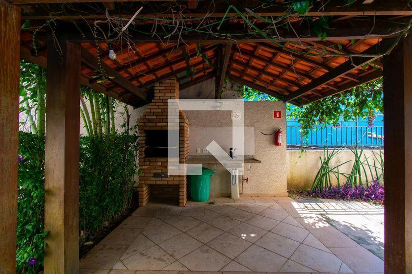 Casa à Venda – Vila Santa Clara, 2 Quartos, 56 m² – São Paulo