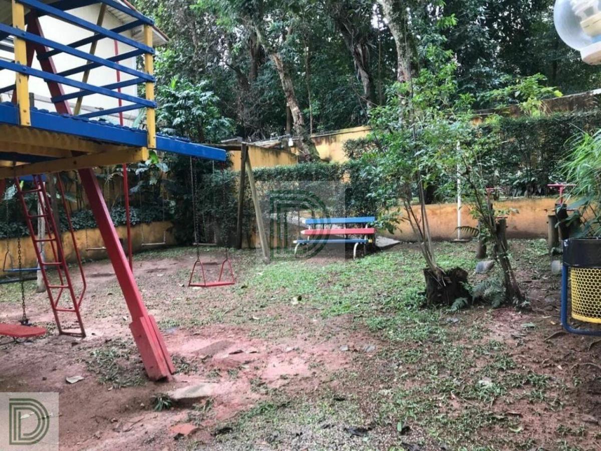 Casa em condomínio fechado, no Butantã, com 170 m²