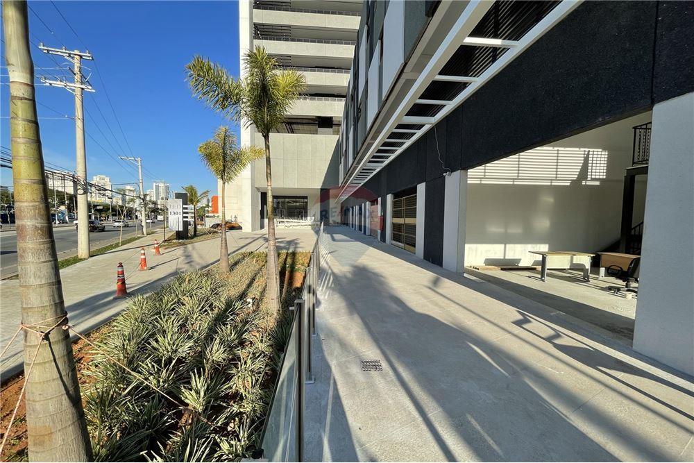 Andar corporativo para locação na Barra Funda com 557 metros e 14 vagas
