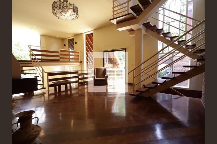 Casa à Venda – Jardim Guedala, 4 Quartos, 715 m² – São Paulo