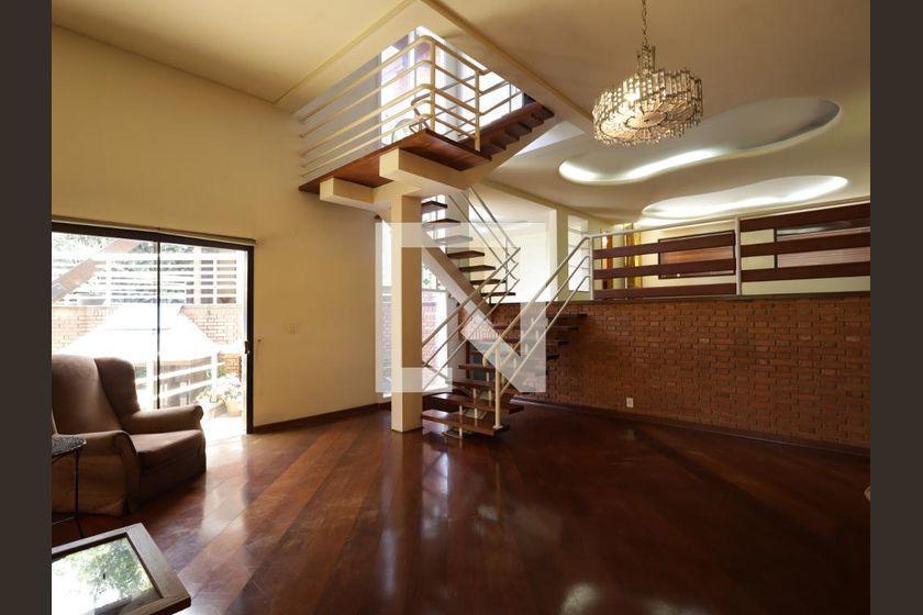 Casa à Venda – Jardim Guedala, 4 Quartos, 715 m² – São Paulo