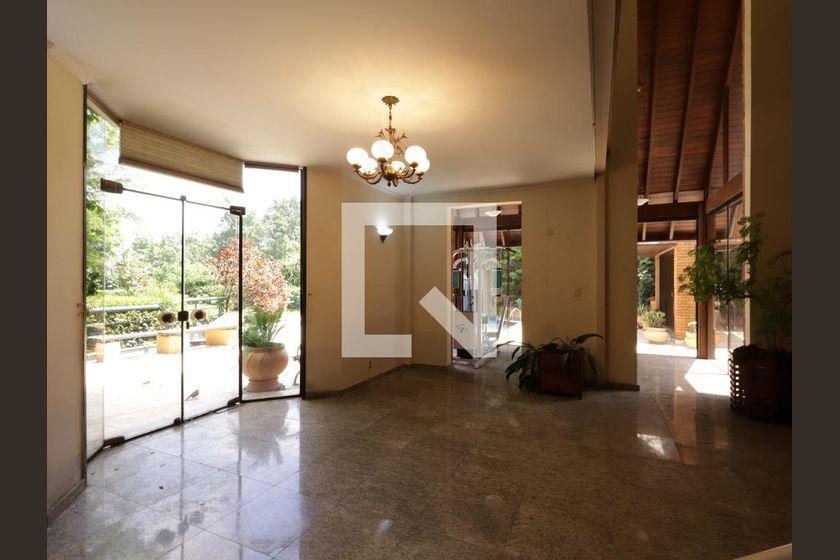 Casa à Venda – Jardim Guedala, 4 Quartos, 715 m² – São Paulo