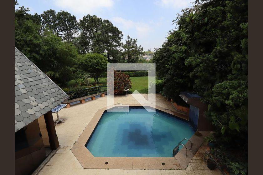 Casa à Venda – Jardim Guedala, 4 Quartos, 715 m² – São Paulo