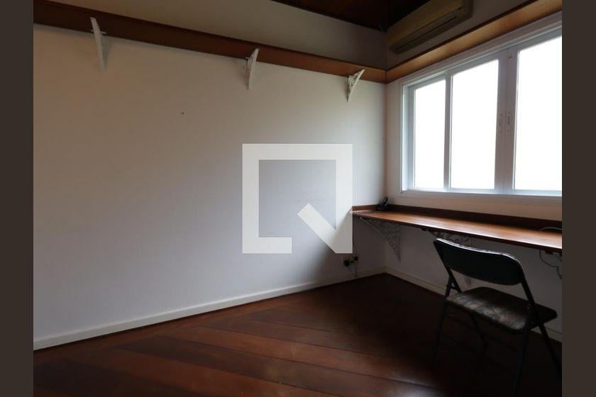 Casa à Venda – Jardim Guedala, 4 Quartos, 715 m² – São Paulo