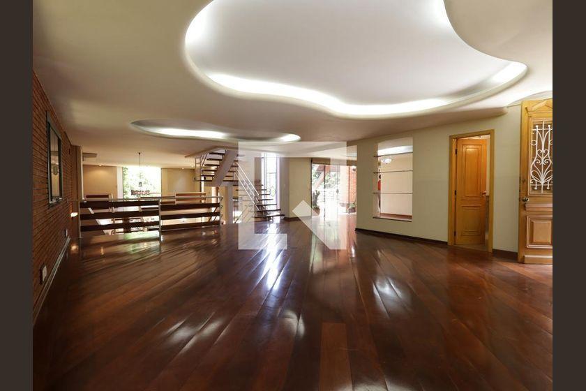 Casa à Venda – Jardim Guedala, 4 Quartos, 715 m² – São Paulo