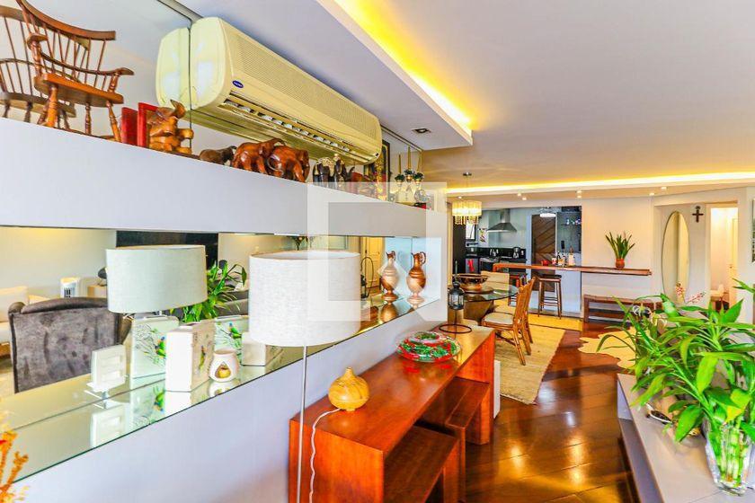 Apartamento à Venda – Chácara Santo Antonio, 4 Quartos, 188 m² – São Paulo