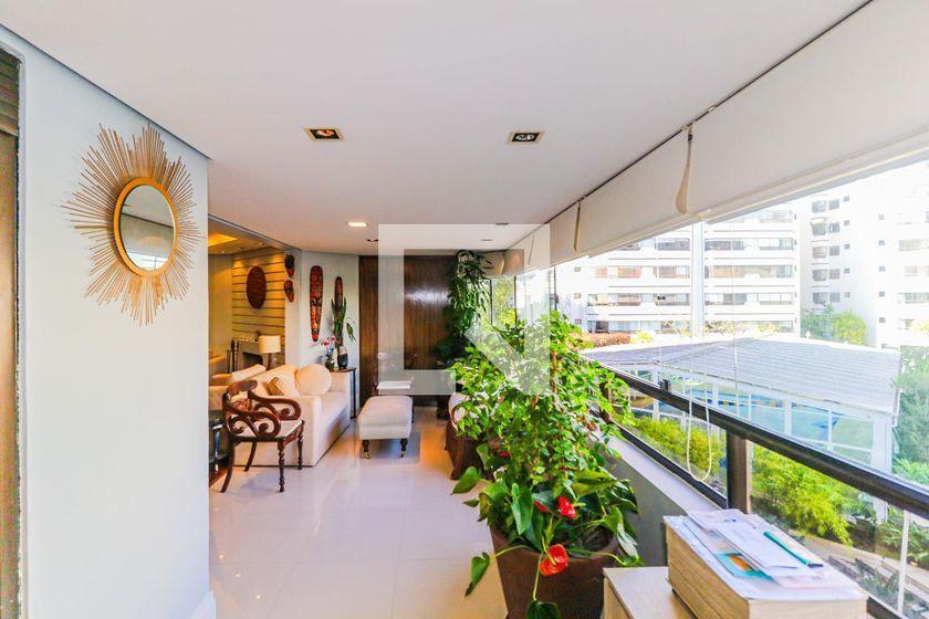 Apartamento à Venda – Chácara Santo Antonio, 4 Quartos, 188 m² – São Paulo