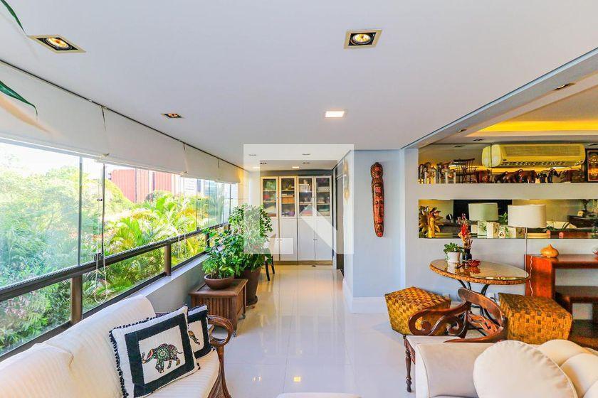 Apartamento à Venda – Chácara Santo Antonio, 4 Quartos, 188 m² – São Paulo
