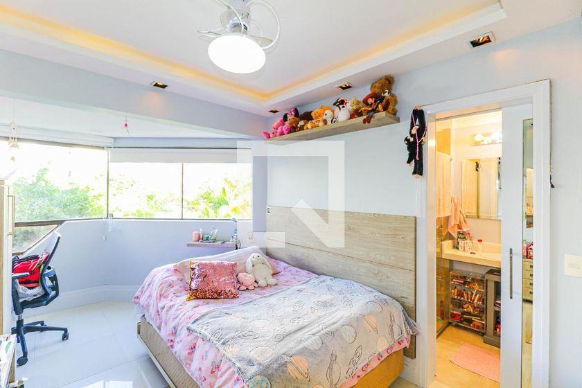 Apartamento à Venda – Chácara Santo Antonio, 4 Quartos, 188 m² – São Paulo