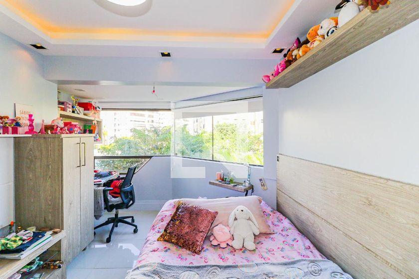 Apartamento à Venda – Chácara Santo Antonio, 4 Quartos, 188 m² – São Paulo