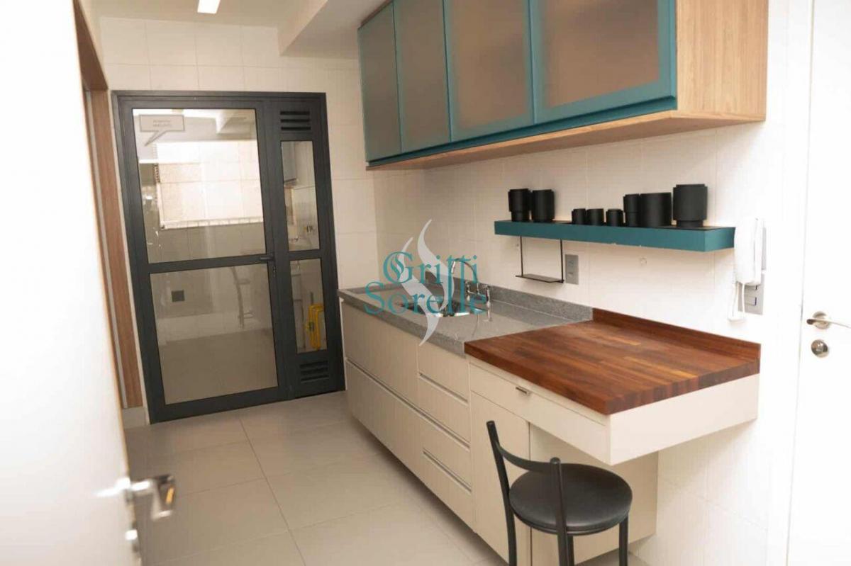 Apartamento à Venda em Jardim Paulista – São Paulo / SP.