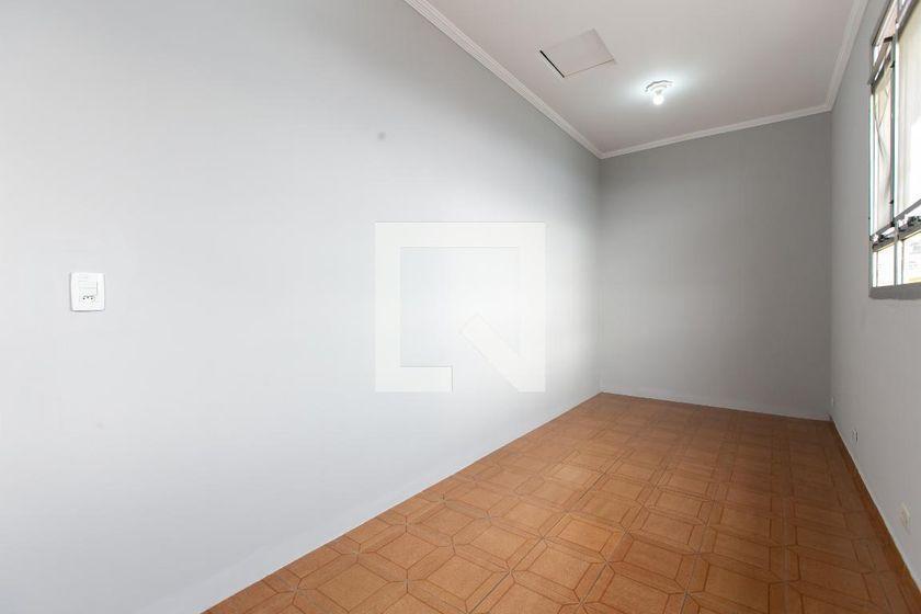 Casa à Venda – Vila Jacuí, 1 Quarto, 72 m² – São Paulo