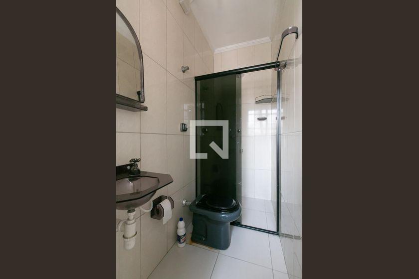 Casa à Venda – Vila Jacuí, 1 Quarto, 72 m² – São Paulo