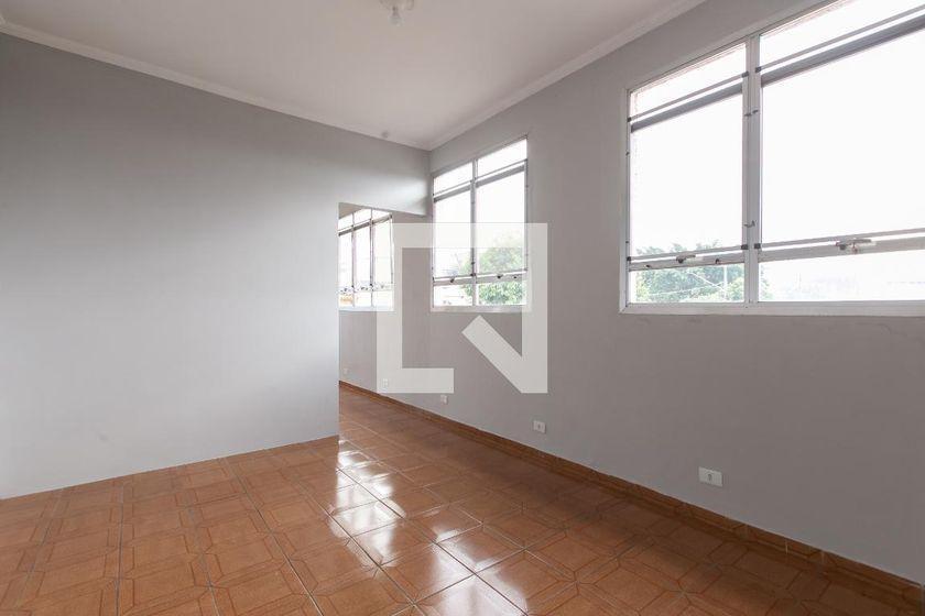 Casa à Venda – Vila Jacuí, 1 Quarto, 72 m² – São Paulo