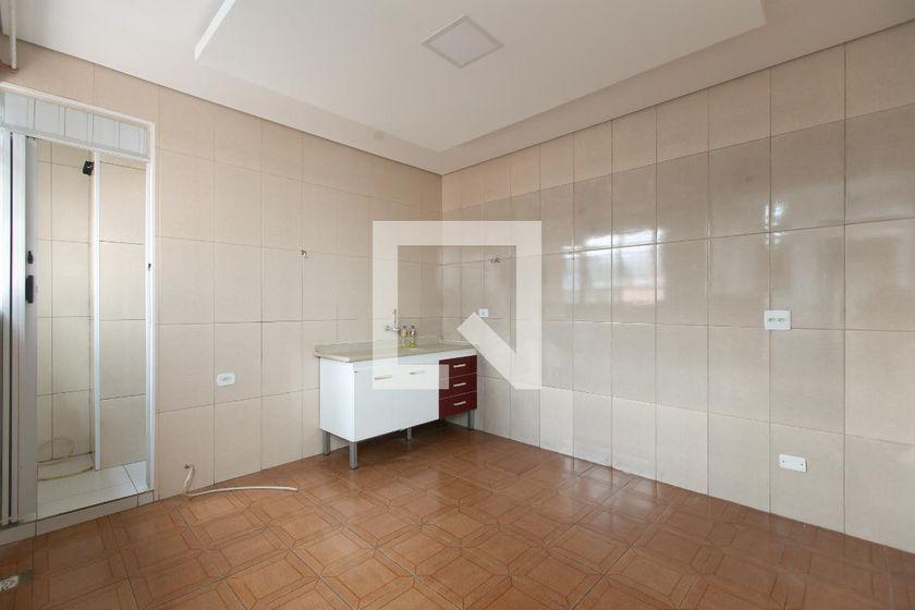 Casa à Venda – Vila Jacuí, 1 Quarto, 72 m² – São Paulo