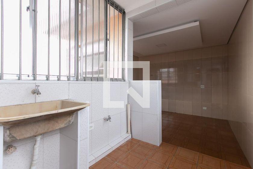 Casa à Venda – Vila Jacuí, 1 Quarto, 72 m² – São Paulo