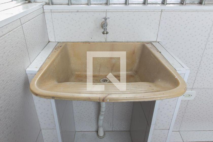 Casa à Venda – Vila Jacuí, 1 Quarto, 72 m² – São Paulo