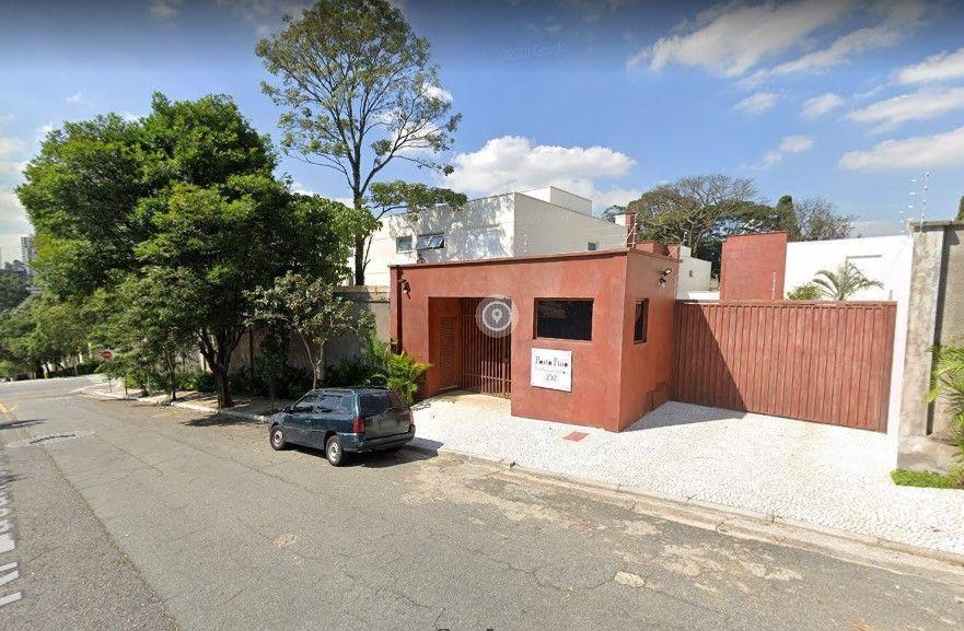 CASA 787,97m² 4 Quartos sendo 4 suítes á VENDA – Campo Belo – São Paulo/SP