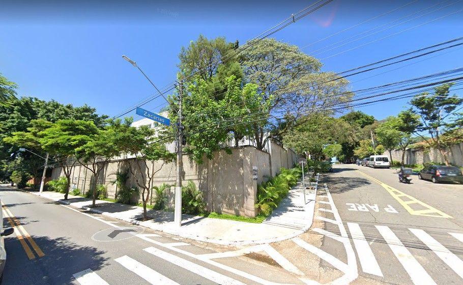 CASA 787,97m² 4 Quartos sendo 4 suítes á VENDA – Campo Belo – São Paulo/SP