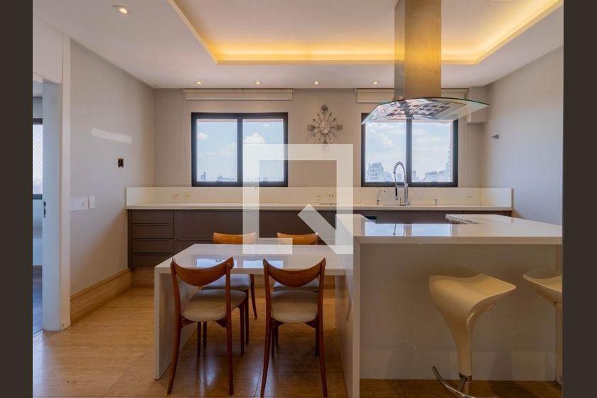 Apartamento à Venda – Aclimação, 5 Quartos, 503 m² – São Paulo