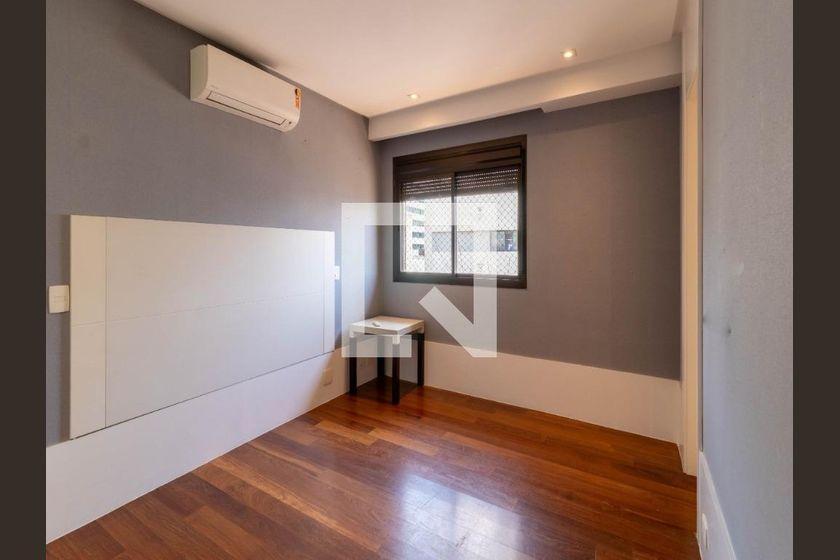 Apartamento à Venda – Aclimação, 5 Quartos, 503 m² – São Paulo