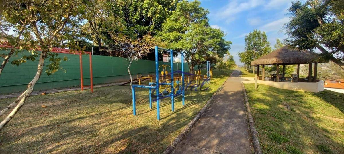 Casa com 3 quartos (1 suíte) à venda, 153 m² – Condomínio Vila Panamericana – Jardim Rosa Maria – B