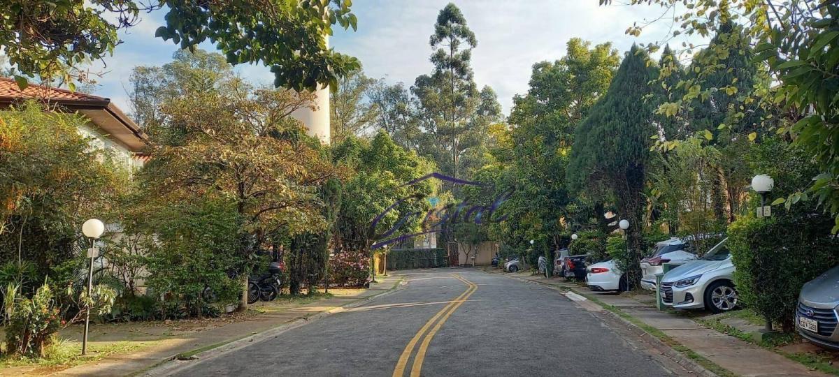Casa com 3 quartos (1 suíte) à venda, 153 m² – Condomínio Vila Panamericana – Jardim Rosa Maria – B