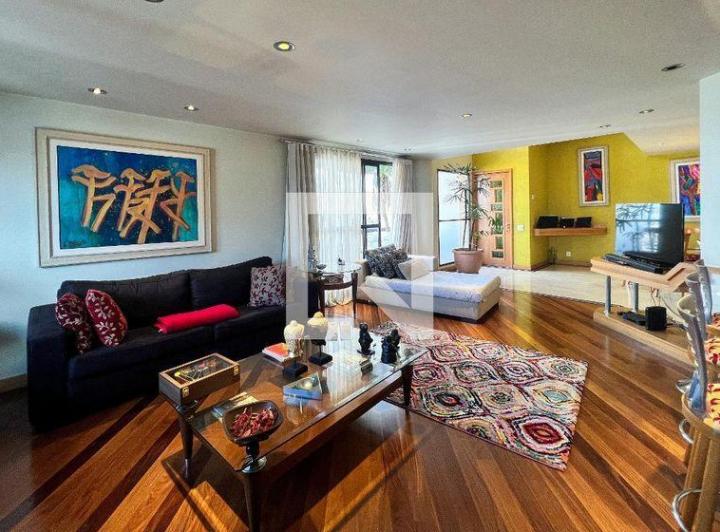 Apartamento à Venda – Moema, 2 Quartos, 421 m² – São Paulo