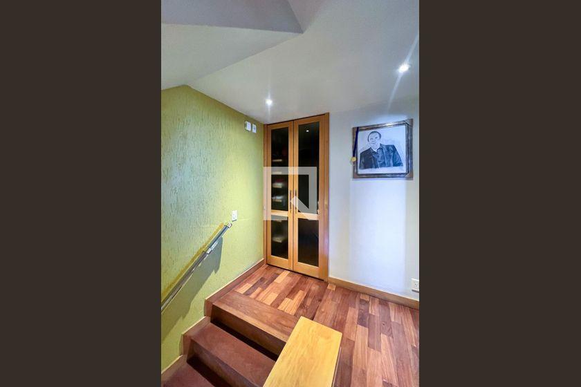 Apartamento à Venda – Moema, 2 Quartos, 421 m² – São Paulo