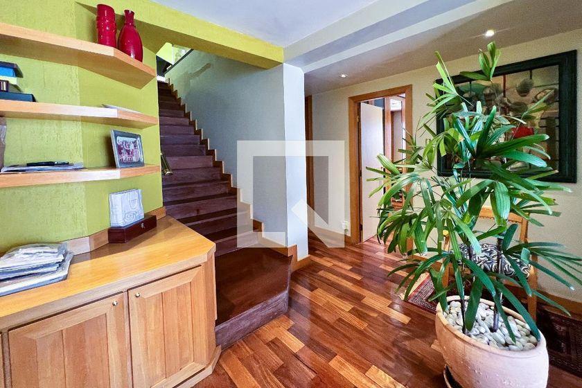 Apartamento à Venda – Moema, 2 Quartos, 421 m² – São Paulo
