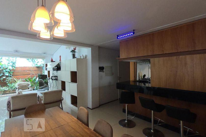 Casa à Venda – Morumbi, 5 Quartos, 430 m² – São Paulo