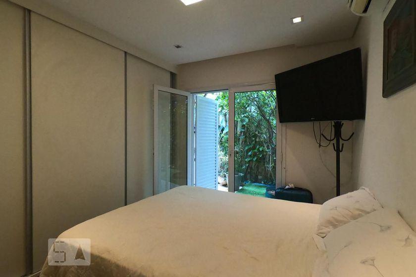 Casa à Venda – Morumbi, 5 Quartos, 430 m² – São Paulo