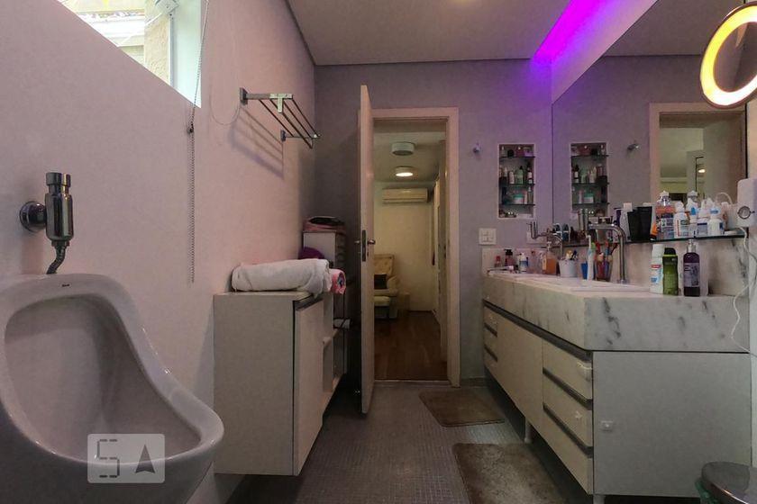 Casa à Venda – Morumbi, 5 Quartos, 430 m² – São Paulo