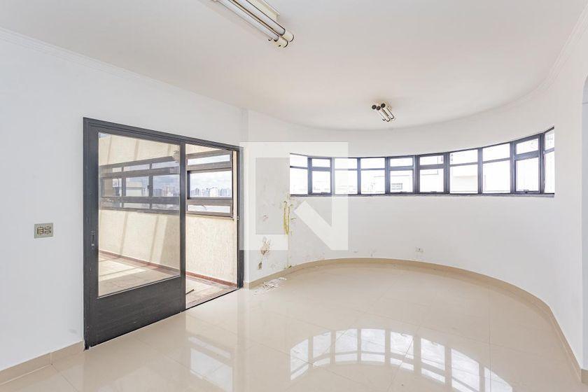 Apartamento à Venda – Bosque da Saúde, 4 Quartos, 750 m² – São Paulo