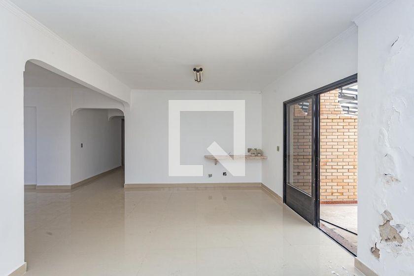 Apartamento à Venda – Bosque da Saúde, 4 Quartos, 750 m² – São Paulo